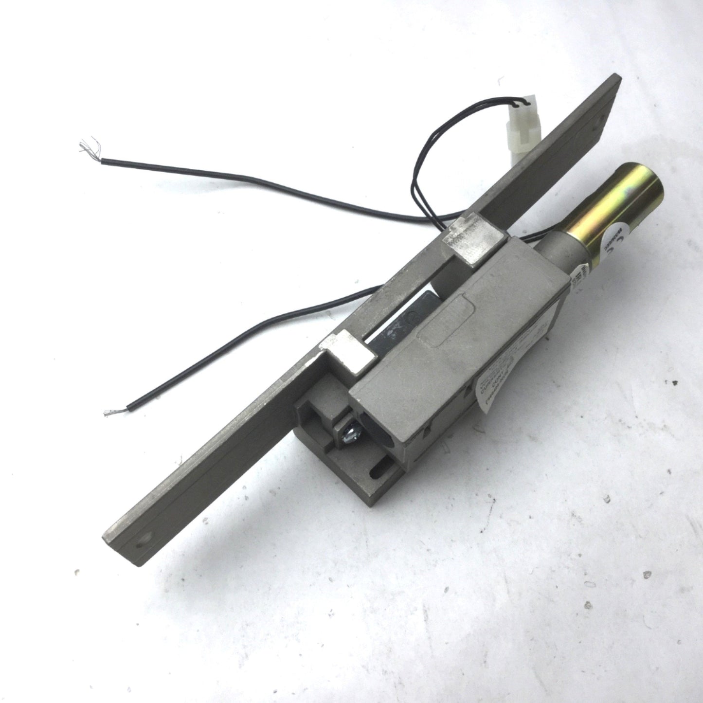 New – Open box Von Duprin 6215 Electric Strike Plate Voltage: 24VDC, 3A For Single Door