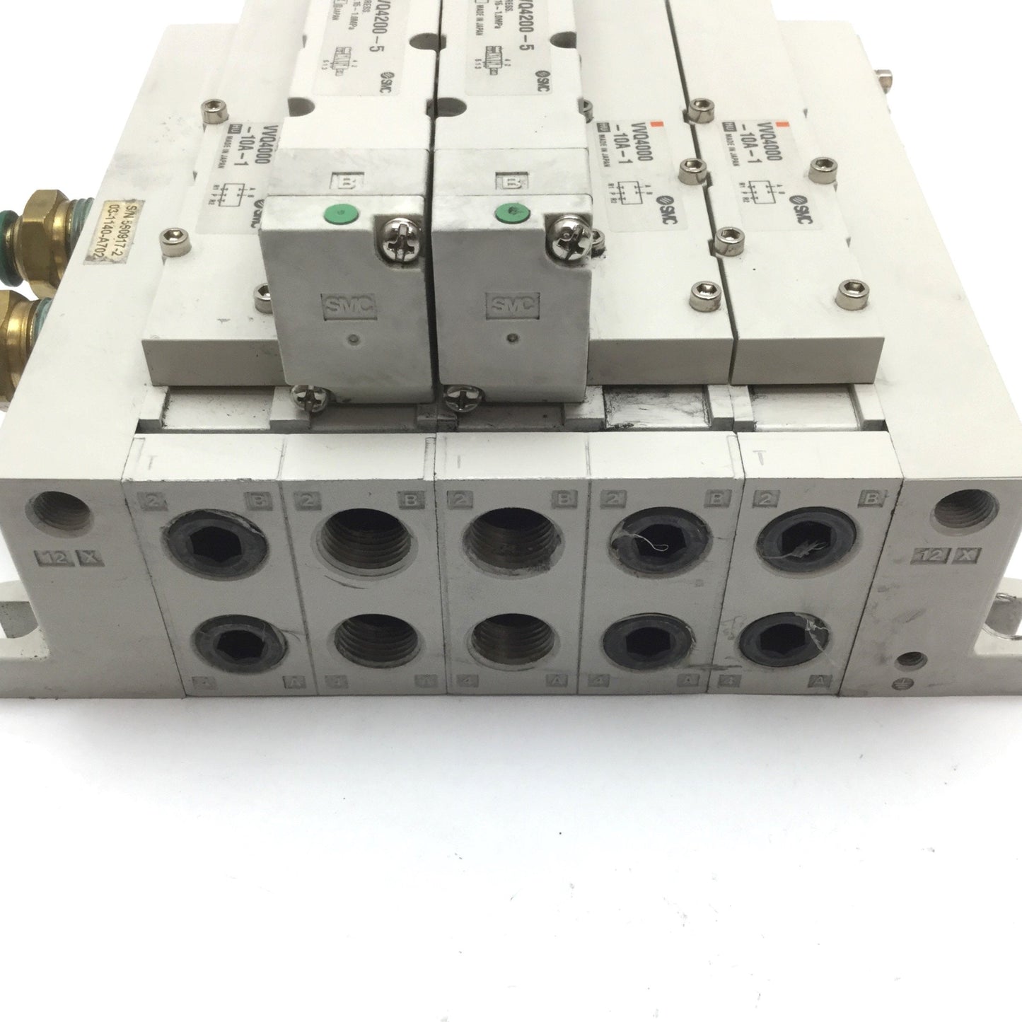 Used Bank of 2 SMC VQ4200-5 Solenoid Valve, 2-Position 5-Port, 24VDC, 0.15-1.0MPa