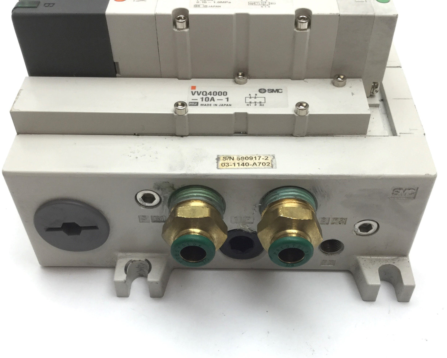 Used Bank of 2 SMC VQ4200-5 Solenoid Valve, 2-Position 5-Port, 24VDC, 0.15-1.0MPa