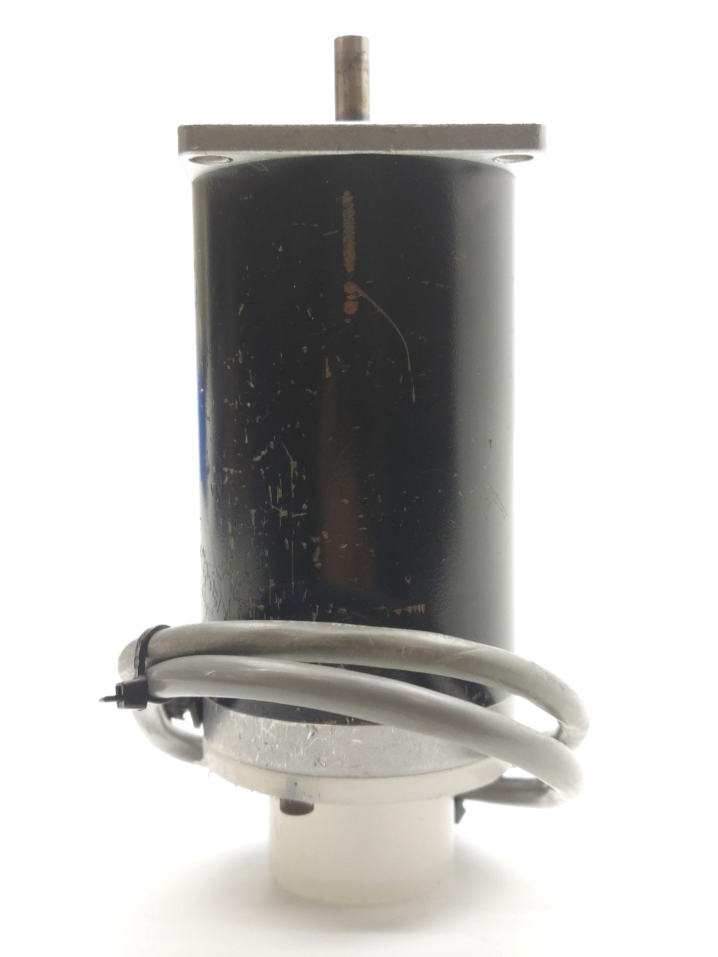 Used Parker S57-102-MO Compumotor Stepper Motor, 1.8ø/step, 1/4" Shaft, NEMA 23