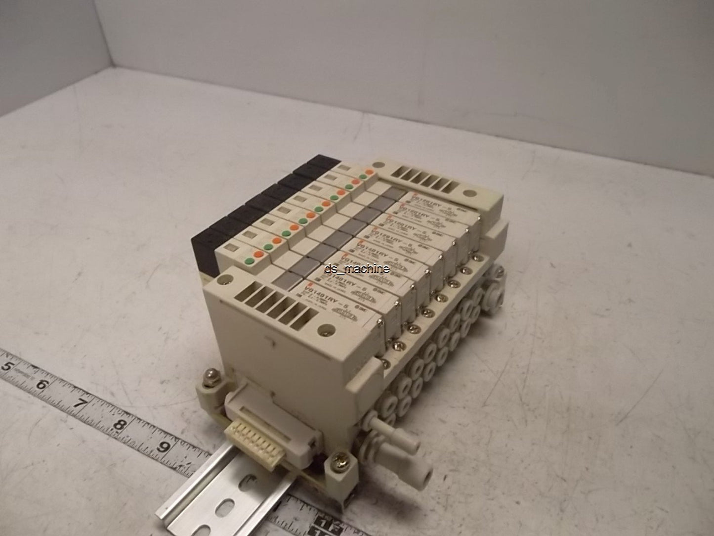 Used SMC Bank of 8 Valves (4) VQ1201RY-5, (4) VQ1401RY-5
