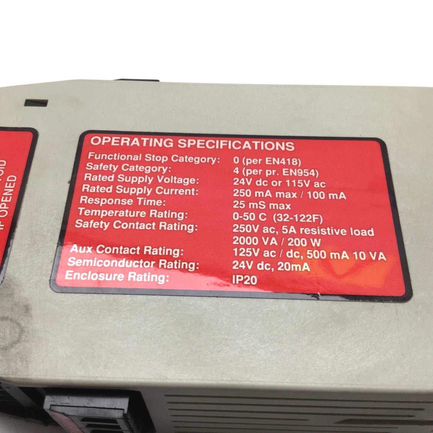 Used Banner ES-GA-5A Safety Relay, Supply: 24VDC / 115VAC, Contact Rating: 250VAC 5A