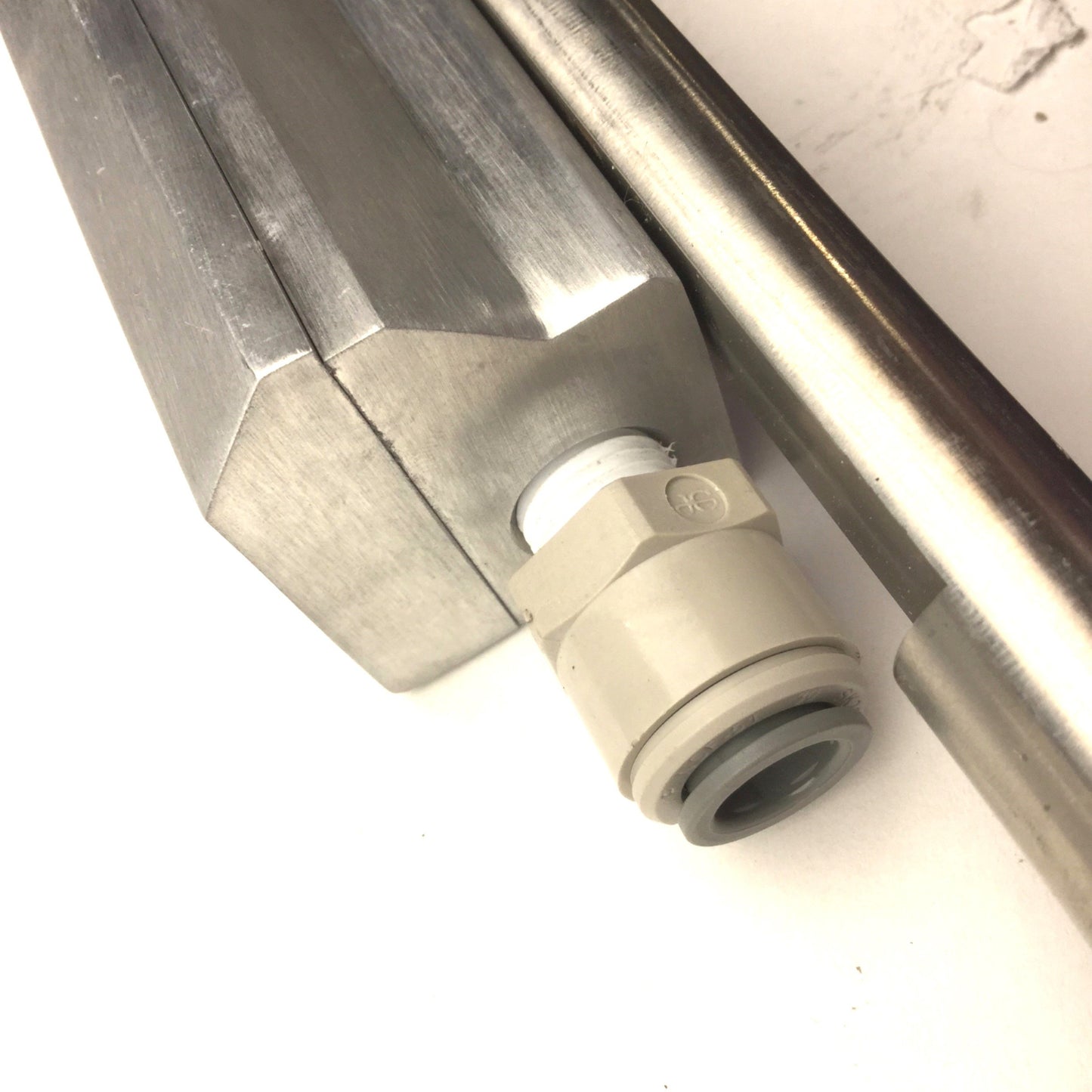 New – Open box Exair 1085411 Super Air Knife, Length: 12", 250 PSIG Max, Rev A, 40:1 Amp Ratio