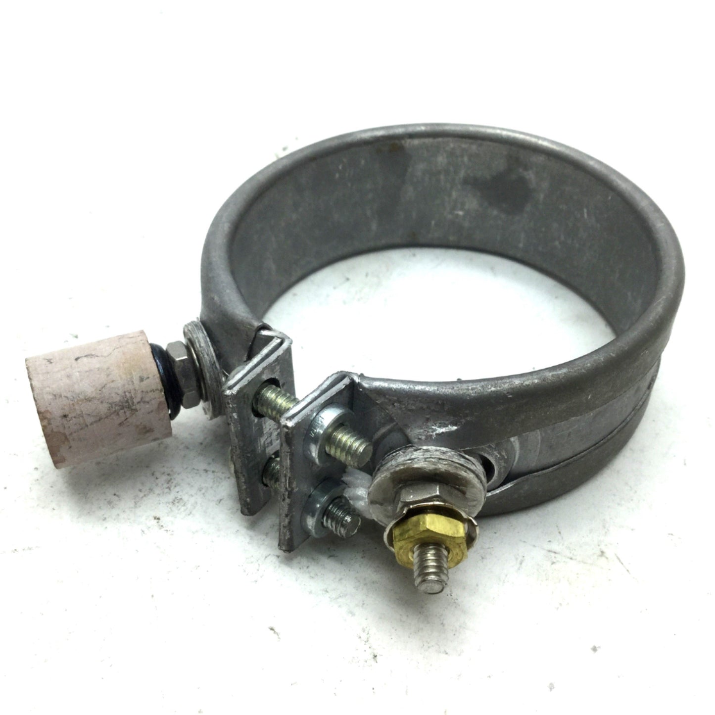 Used IHC A 16215 Heater Band, 220V 250W ID: 2.48" OD: 2.8" W: 1"