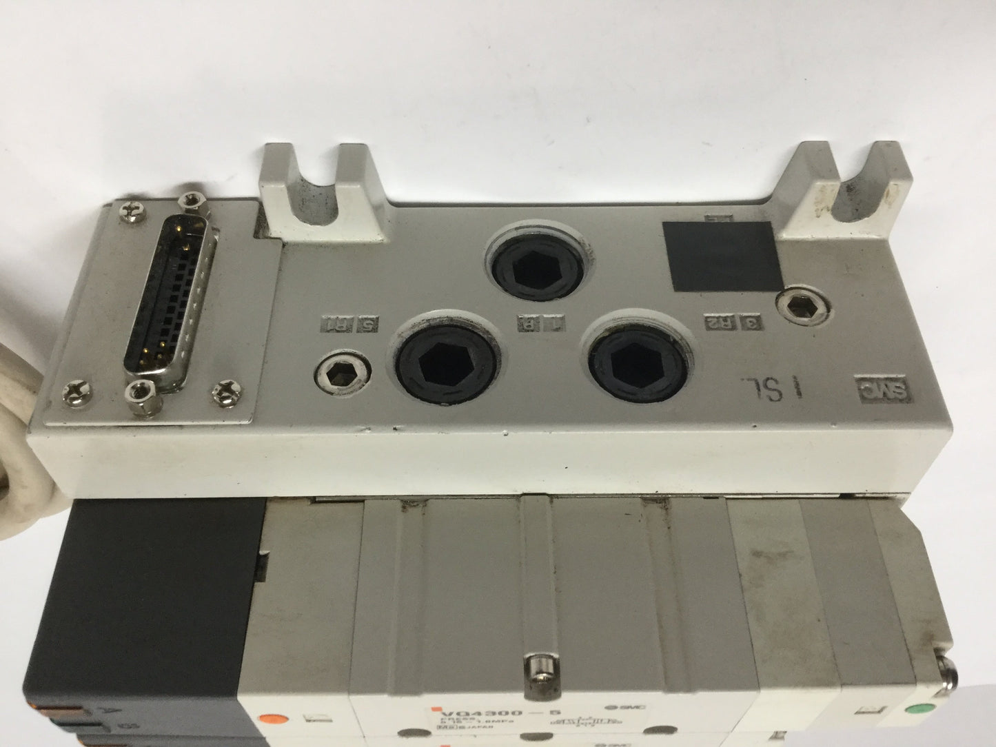 Used Manifold with 2 SMC Solenoid Valves, VQ4100-5, VQ4300-5, 5-Port, 24VDC Coil