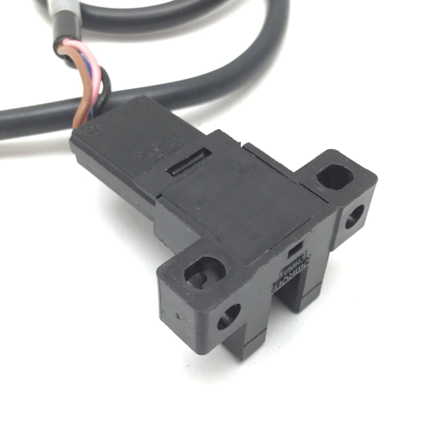 Used Lot of 5 Omron EE-SX671 Slot Sensor, 5mm Slot, NPN Output, With 4-Wire Cable