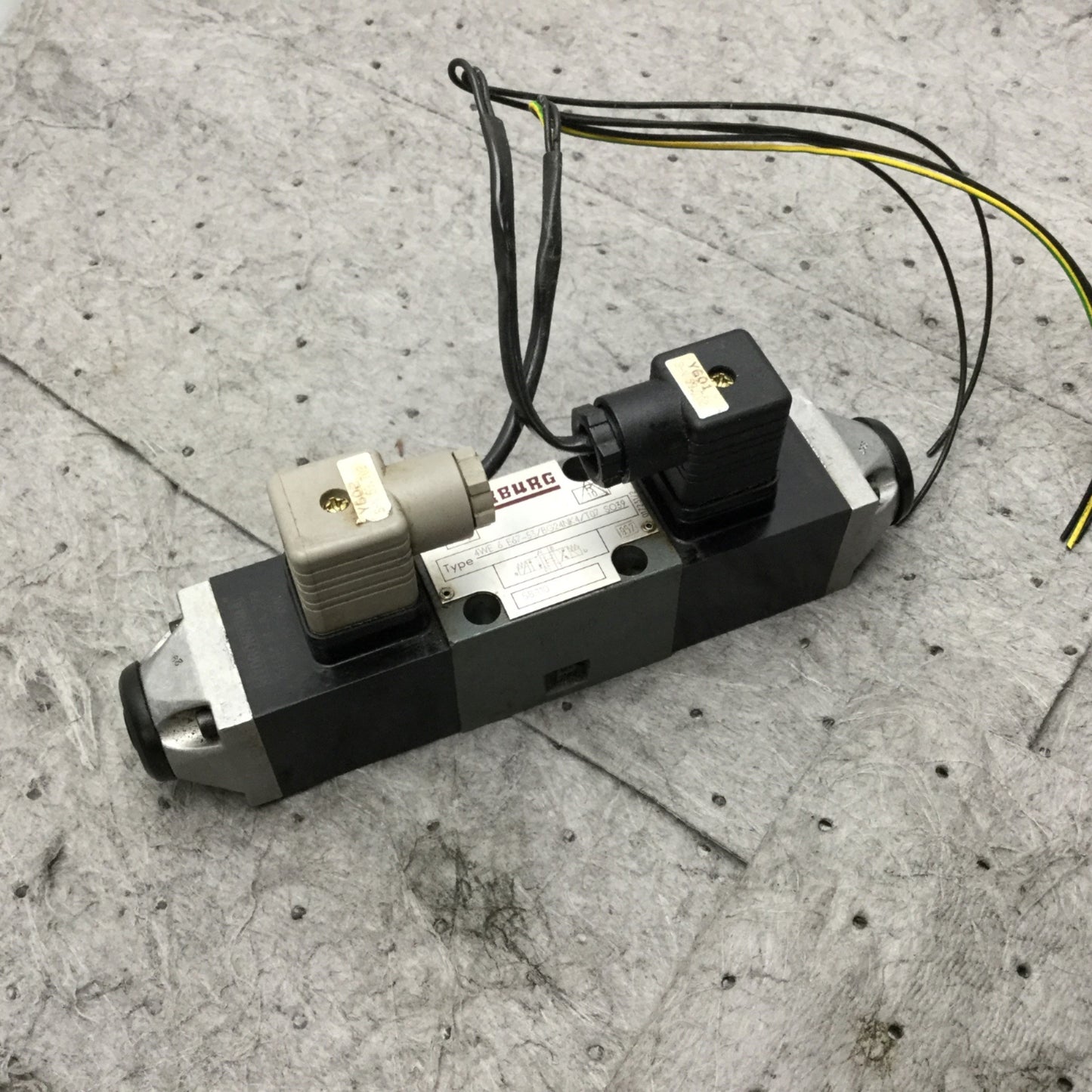 Used Arburg Bosch 4WE 6 E67-53/BG24NK4/T07 4-Way Directional Control Solenoid Valve