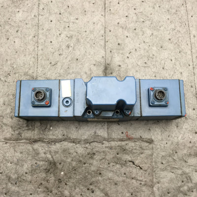 Used ARBURG MOOG D651Z346 Proportional Control Valve Type P70FBX3CNJN