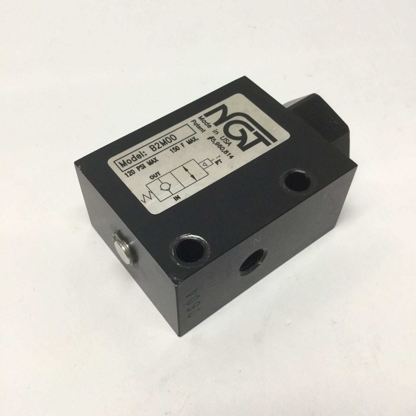 Used NGT B2M00 Balanced Pilot-Operated Check Valve 1/8" NPT, 2psi Crack Pressure