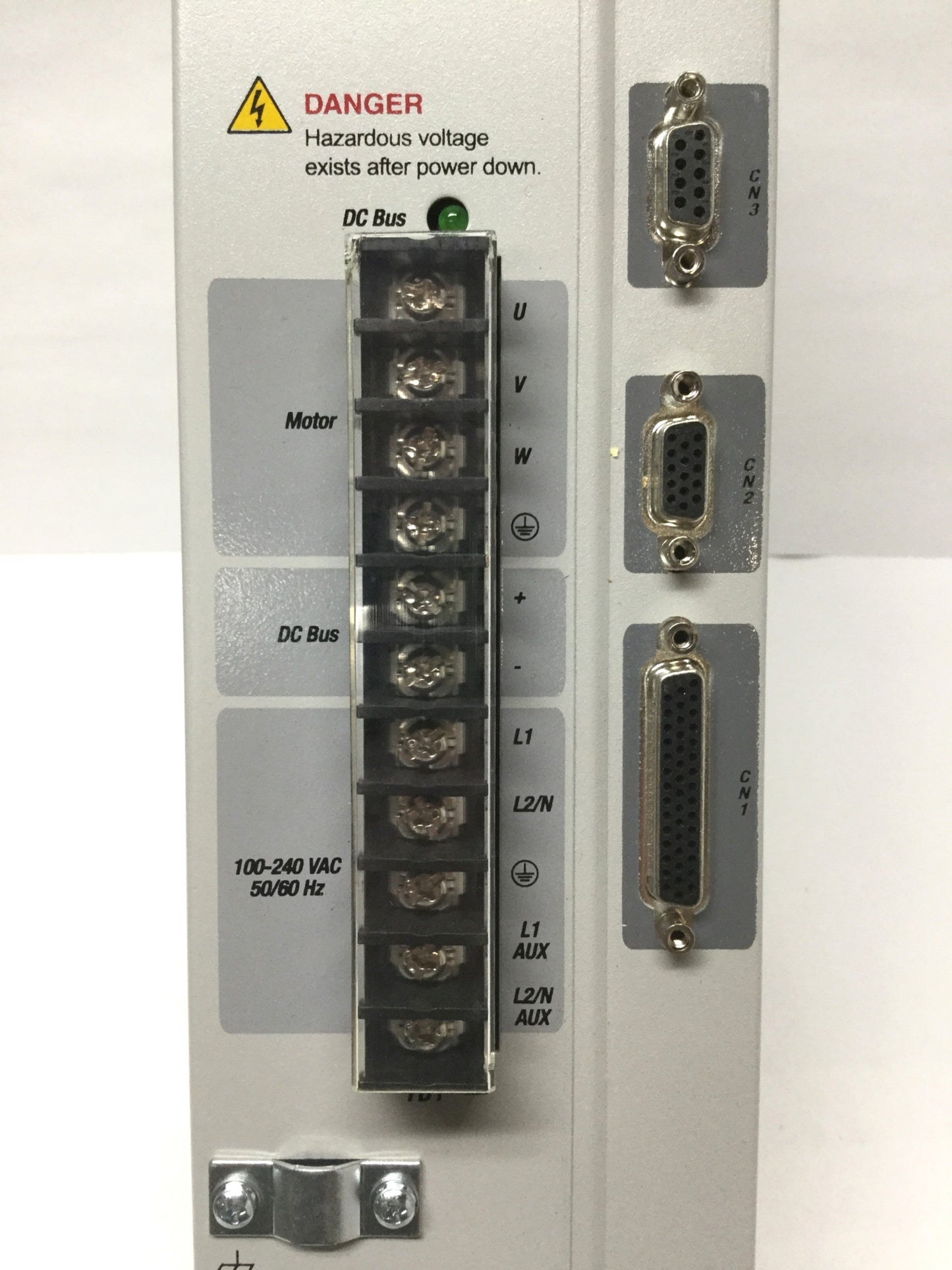 Used Allen Bradley 2098-DSD-030X Ultra3000i Indexing Servo Drive 15A, 120/240VAC 1PH
