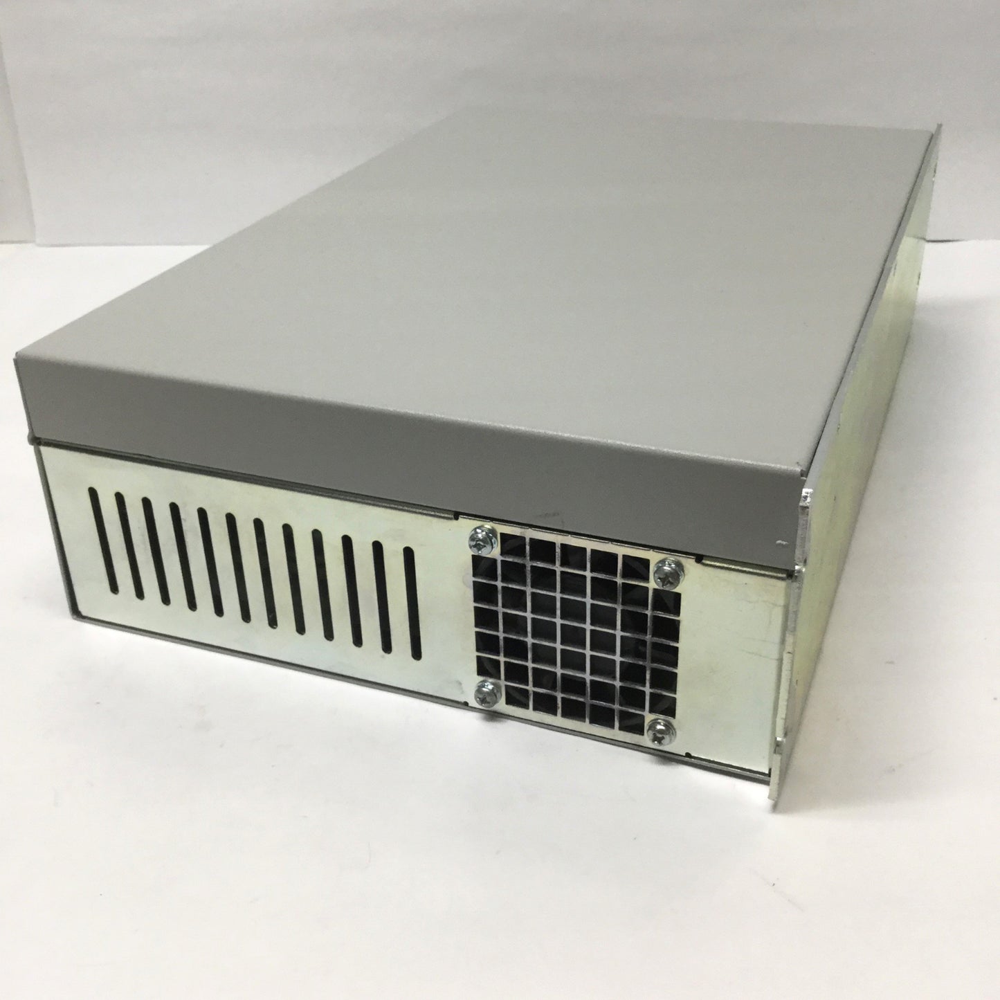 Used Allen Bradley 2098-DSD-030X Ultra3000i Indexing Servo Drive 15A, 120/240VAC 1PH