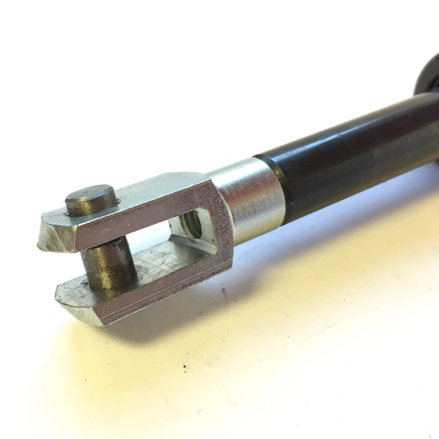 Used Stabilus Lift-O-Mat 685151 Gas Spring Shock Strut, Force: 1500N, Stroke: 40 mm