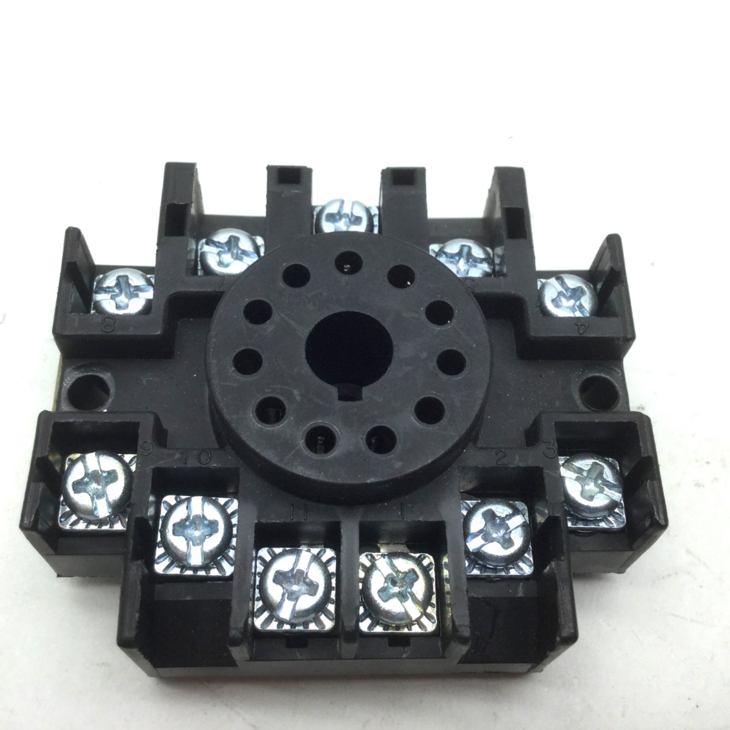 Used Lot of 5 Relay and Control RC-123 3-Pole Relay Sockets, 11-Pin, 10A 300VAC