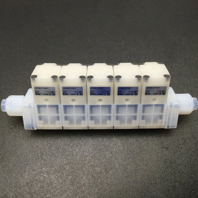 New Bank Of 5 SMC LVC40A-S13N-F High Purity Chemical Valves On LLC4A-05-S19 Manifold