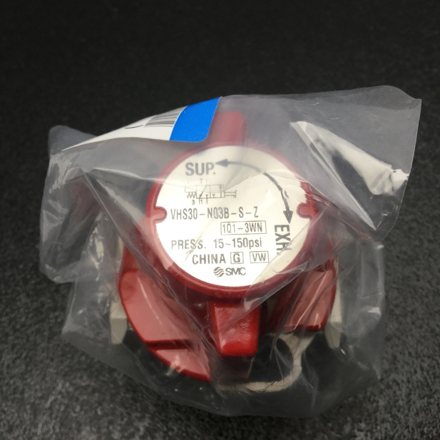 New SMC VHS30-N03B-S-Z 3-Port Lock Out Pressure Relief Valve In/Out Port: 3/8"NPT