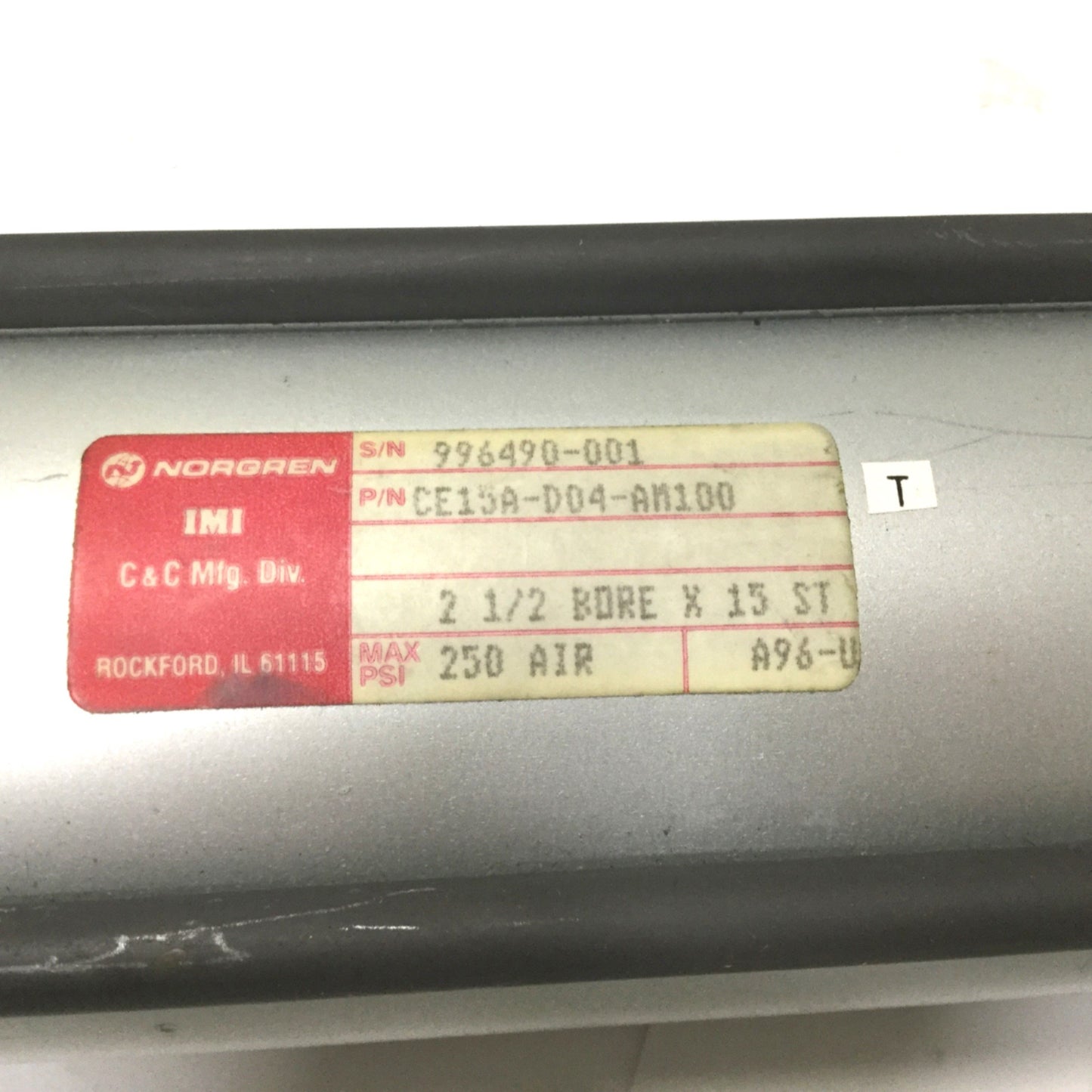 Used Norgren CE15A-D04-AM100 Pneumatic Cylinder, Bore: 2.5", Stroke: 15", 1/4" NPT