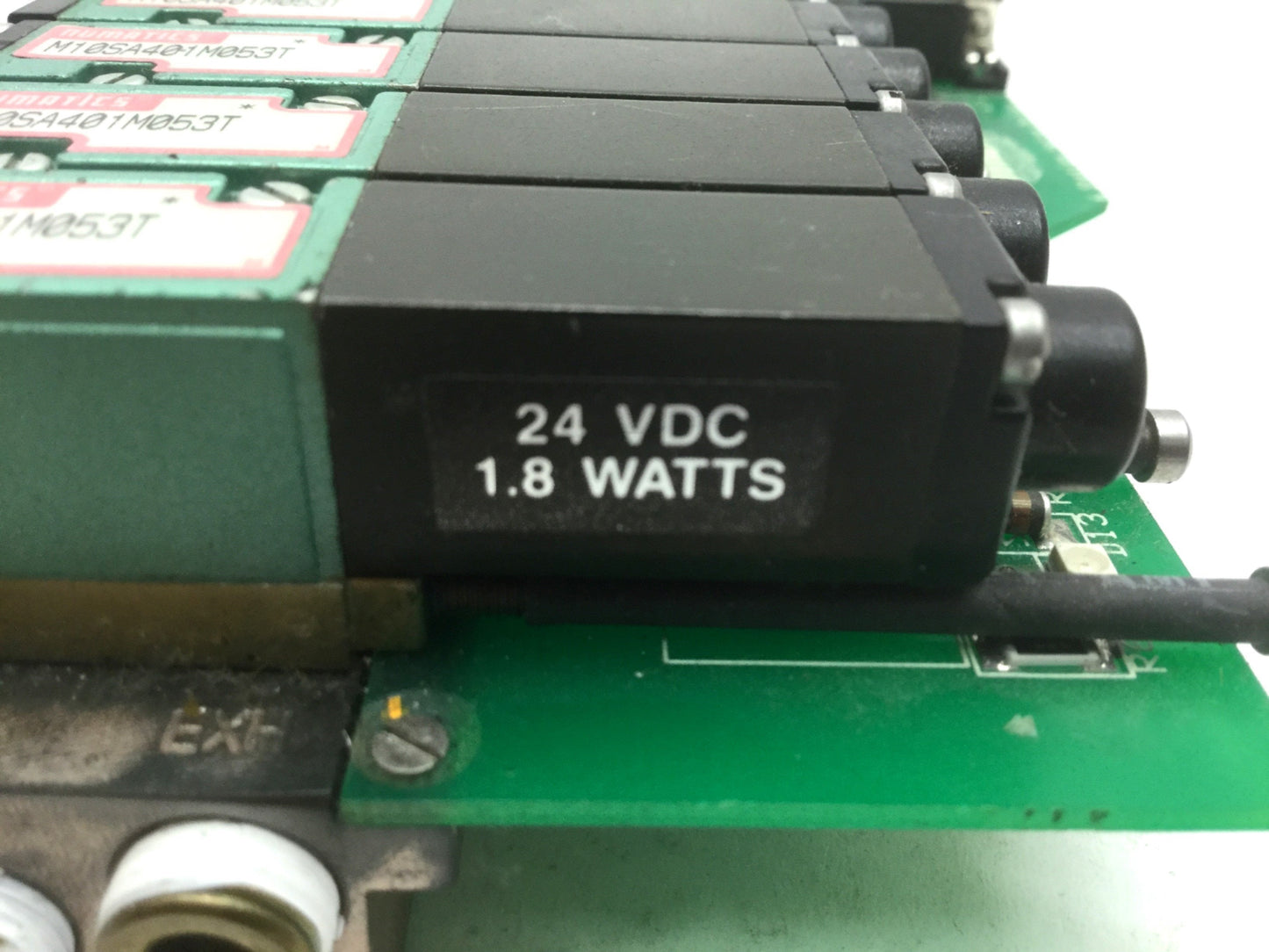 Used Manifold of 6 Numatics M10SA401M053T Solenoid Valves 10-32UNF 24VDC