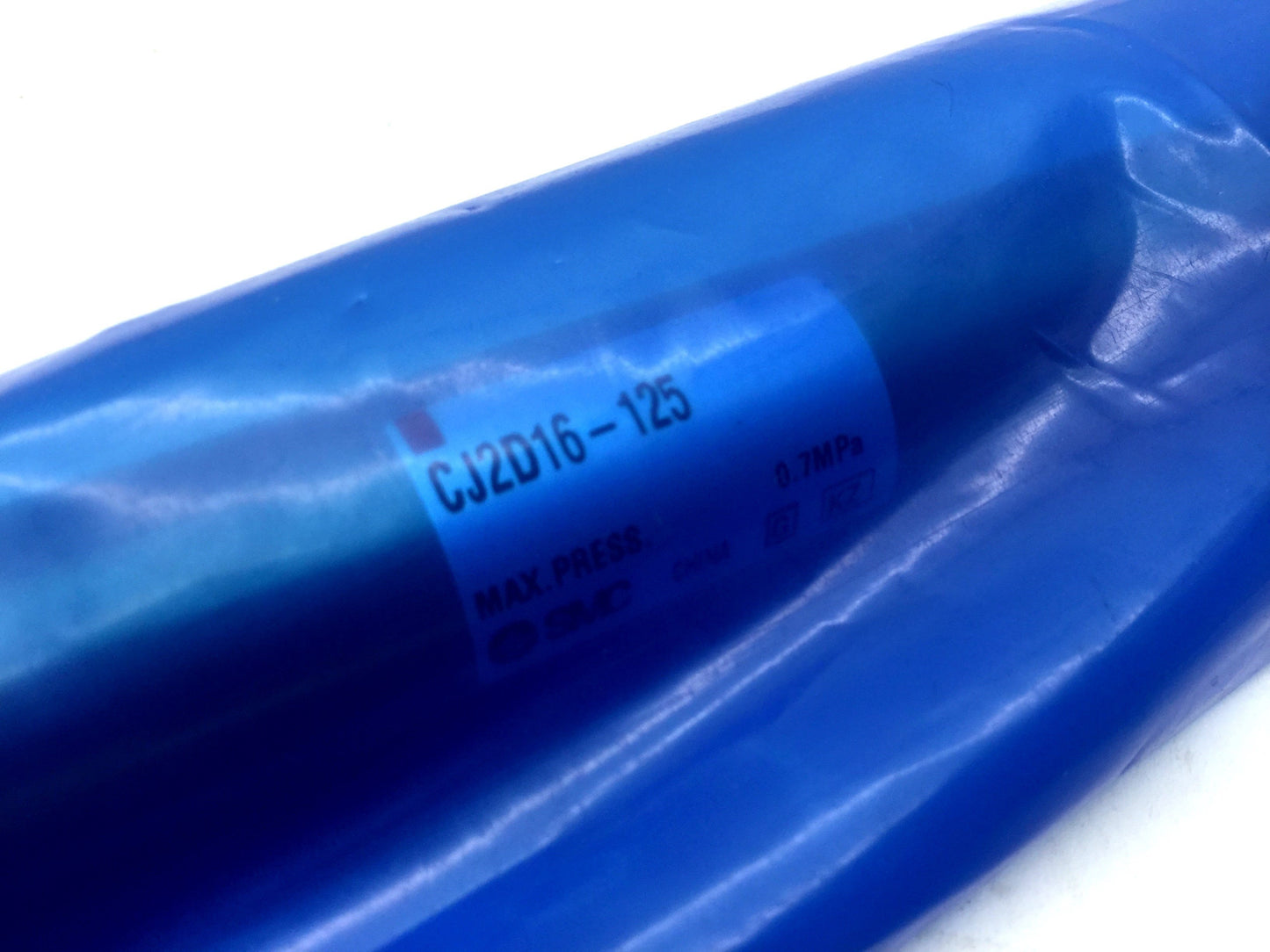 New SMC CJ2D16-125 Pneumatic Cylinder Pressure: 100 PSI Travel: 125mm