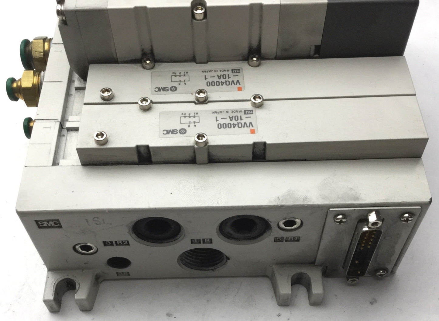 Used Bank of 2 SMC VQ4200-5 Solenoid Valve, 0.15-1.0MPa, 2-Position 5-Port, 24VDC