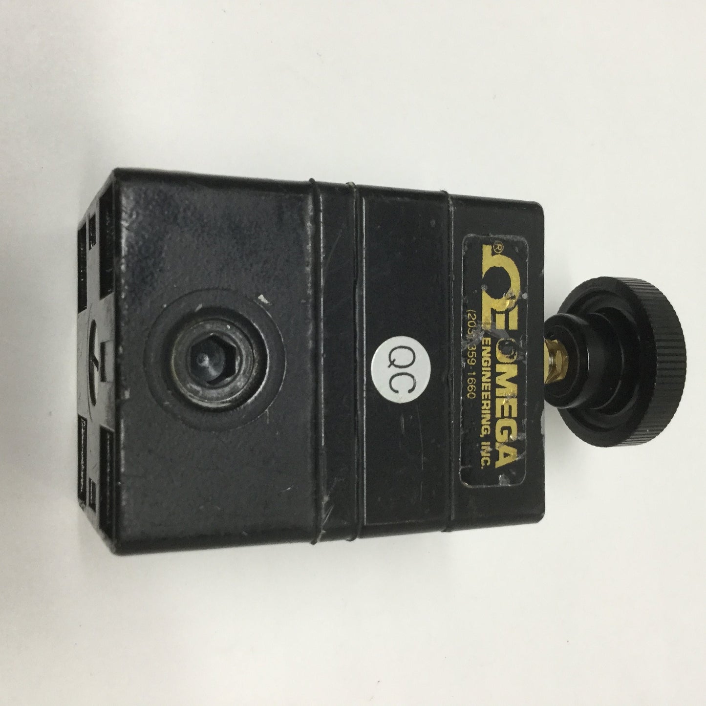 Used Omega PRG-101-25 Precision Pressure Regulator 2-25psi Range, 150psi Max Supply
