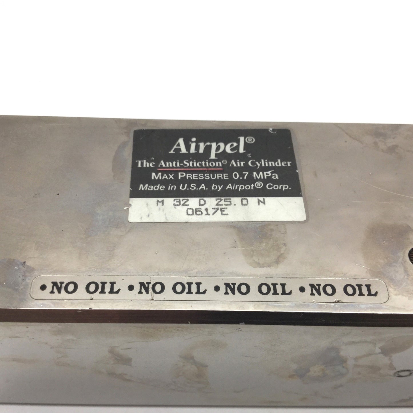 Used Airpel M32D25.0N Anti-Stiction Air Cylinder, Stroke: 25mm, Bore: 32.5mm, 0.7MPa