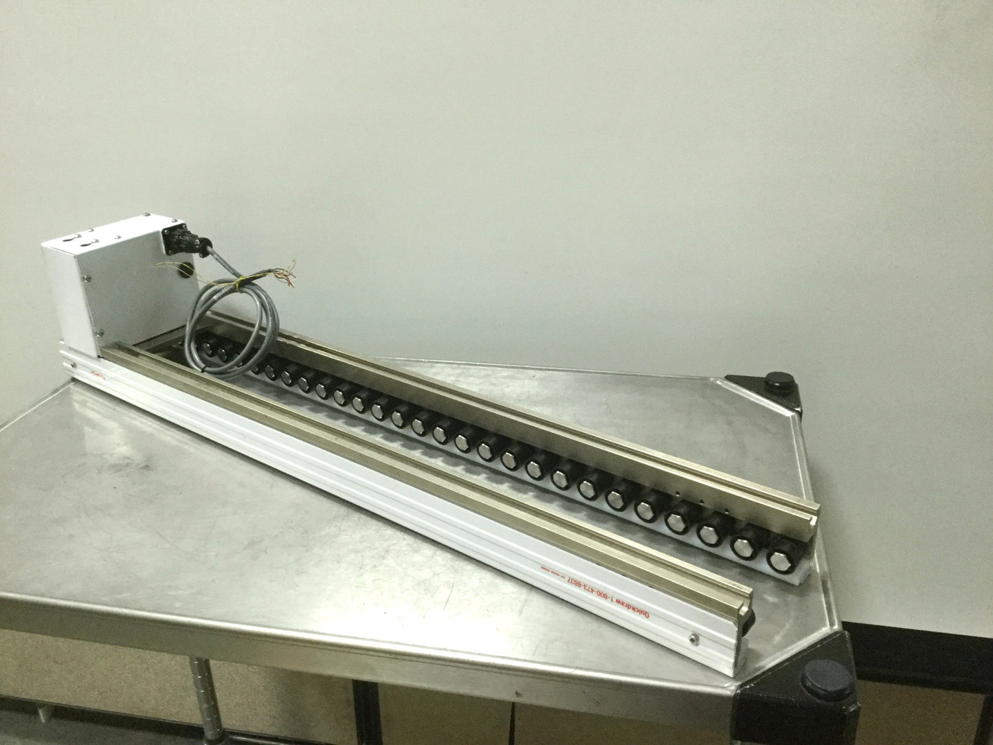 Used Quickdraw 801273 MR Series Slip Roller Conveyor, 30" Long, 24VDC 2.5A