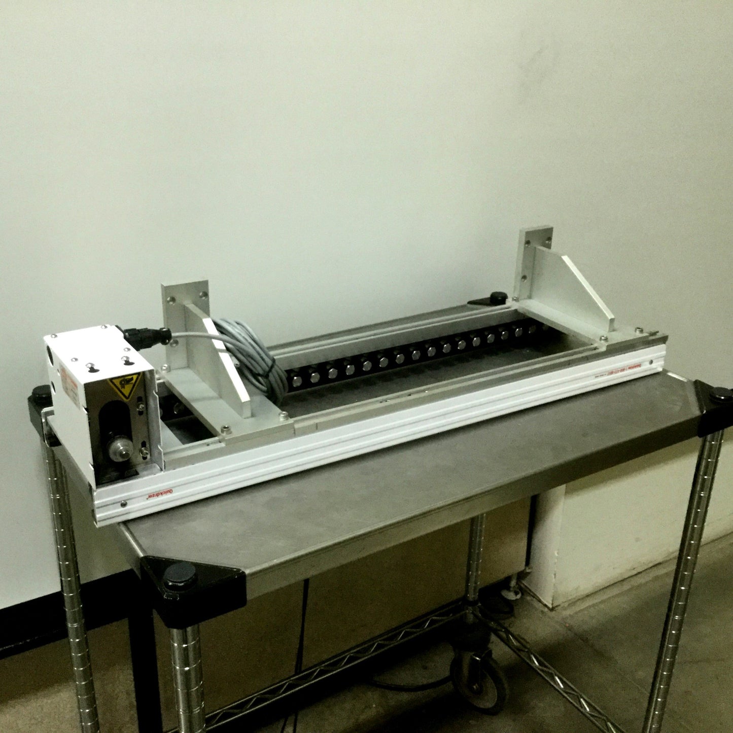 Used Quickdraw 801544-RP MR Series Slip Roller Conveyor, 30" Long, Voltage 24VDC 2.5A