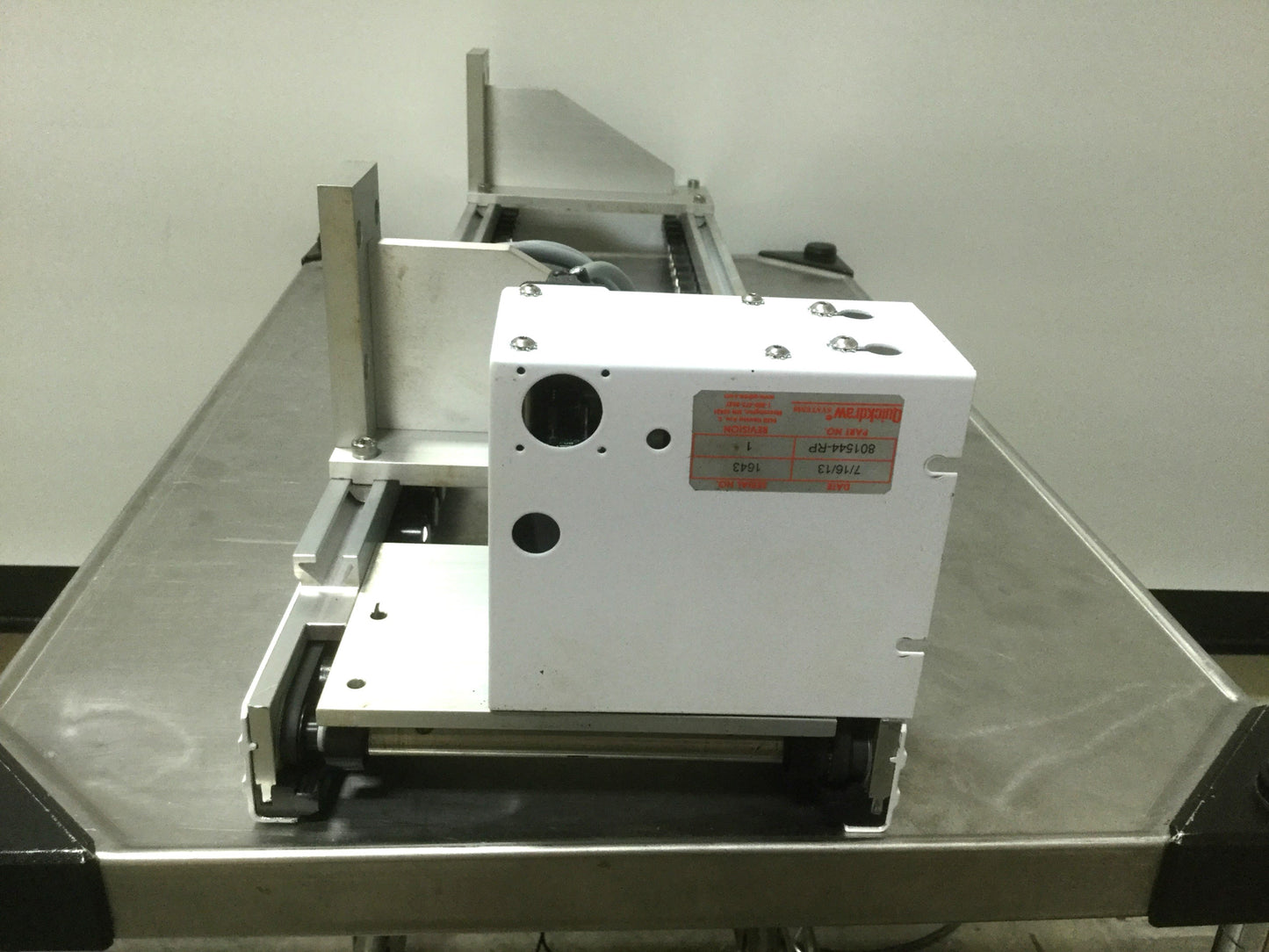 Used Quickdraw 801544-RP MR Series Slip Roller Conveyor, 30" Long, Voltage 24VDC 2.5A
