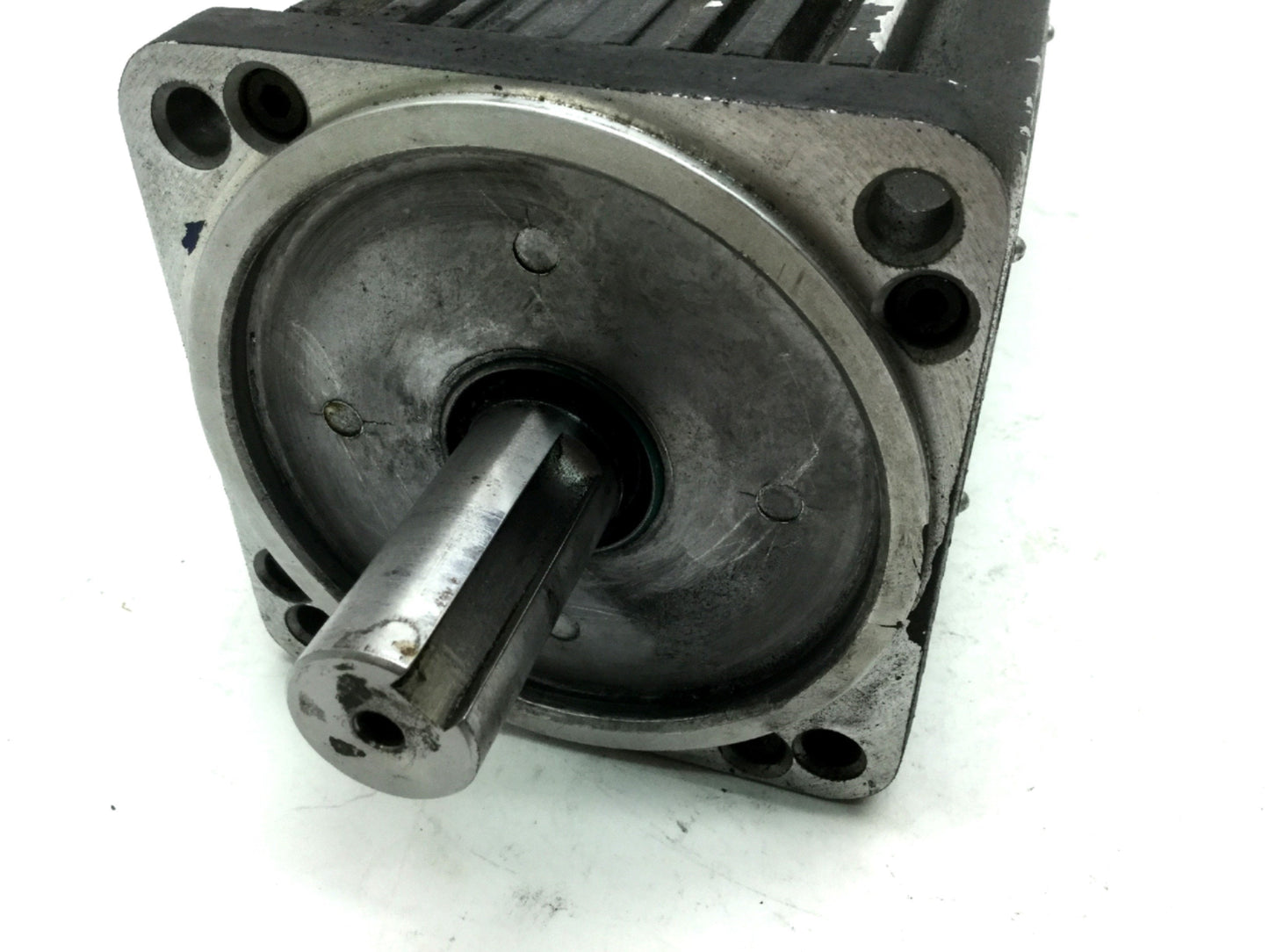Used Kollmorgen M-443-B-A1 Goldline Servomotor, 230VDC, 3000 RPM, Frame 115mm