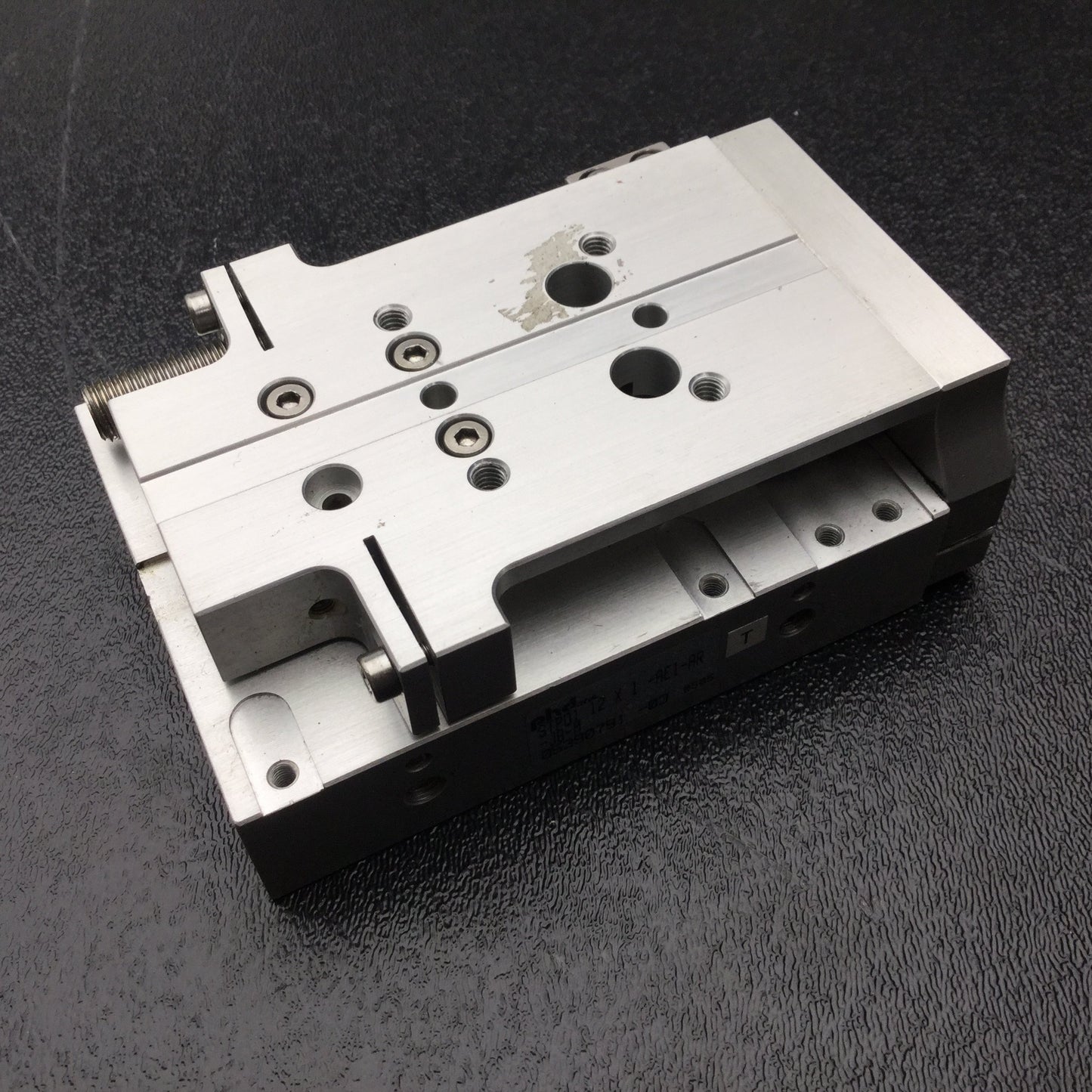Used PHD STPD1 12X1-AE1-AR-J8-M Precision Pneumatic Actuator M5x0.8 10-32 Stroke: 1"