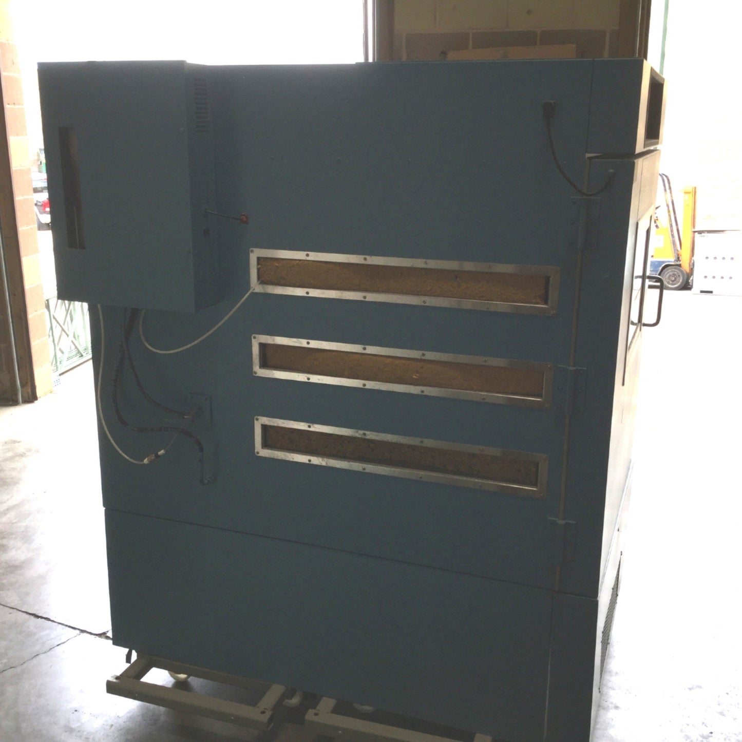 Used Cincinnati Sub-Zero ZH-32-2-2-H/AC Environmental Test Chamber -40°C To 190°C