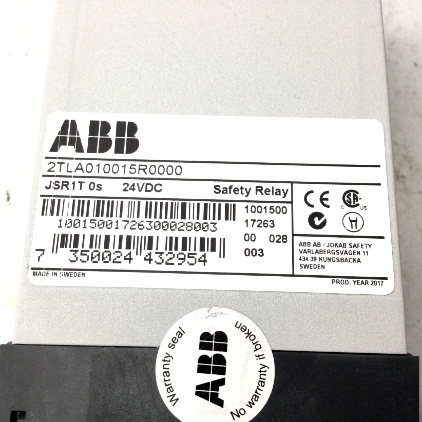 Used ABB 2TLA010015R0000 Safety Expansion Relay, 24VDC, Time Delay: 0S, 4NO/1NC
