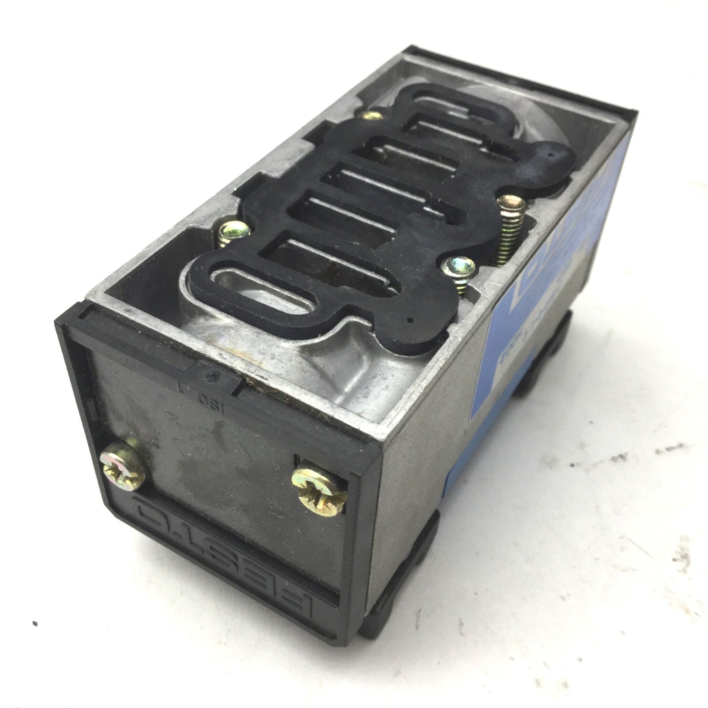 New – Open box Festo J-5/2-D-1 C Bistable Pneumatic Piston Gate Valve, -0.9 to 16 Bar