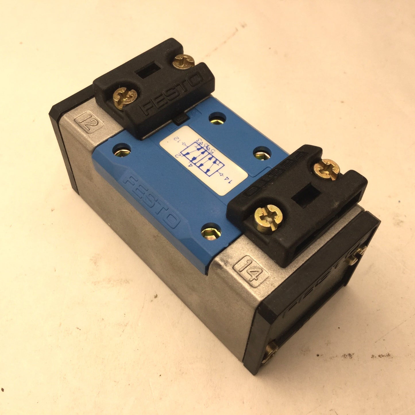 New – Open box Festo J-5/2-D-1 C Bistable Pneumatic Piston Gate Valve, -0.9 to 16 Bar