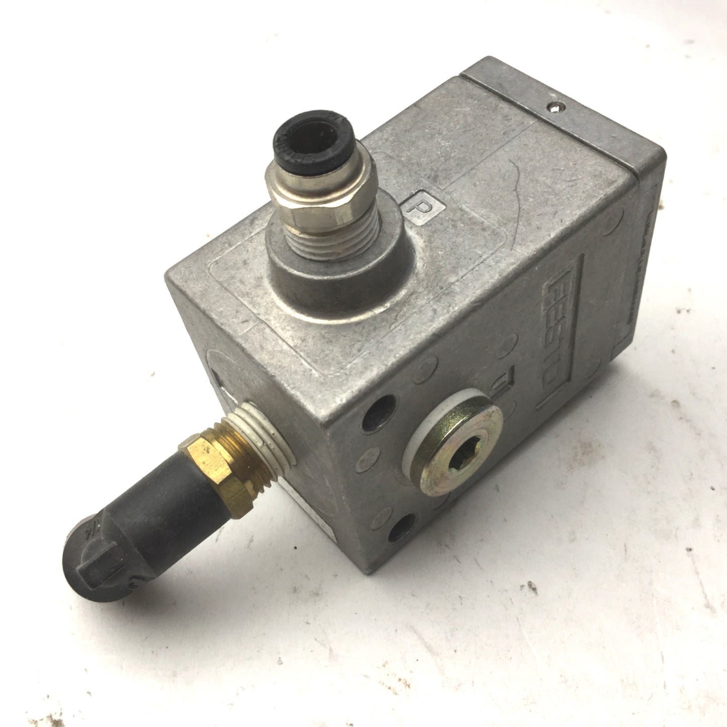Used Festo 6890 VAK-1/4 Vacuum Generator, 21-145PSI, G1/4, 80% Max Vacuum