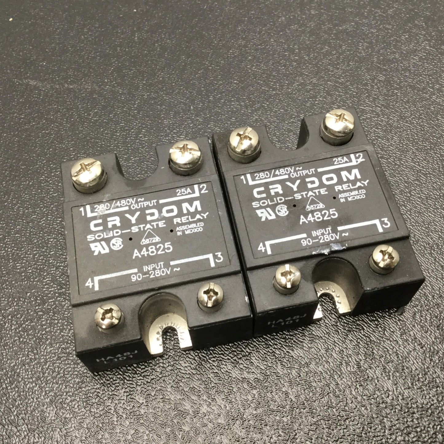Used Lot Of 2 Crydom A4825 Solid State Relays Output: 280/480V~ 25A Control: 90-280V~