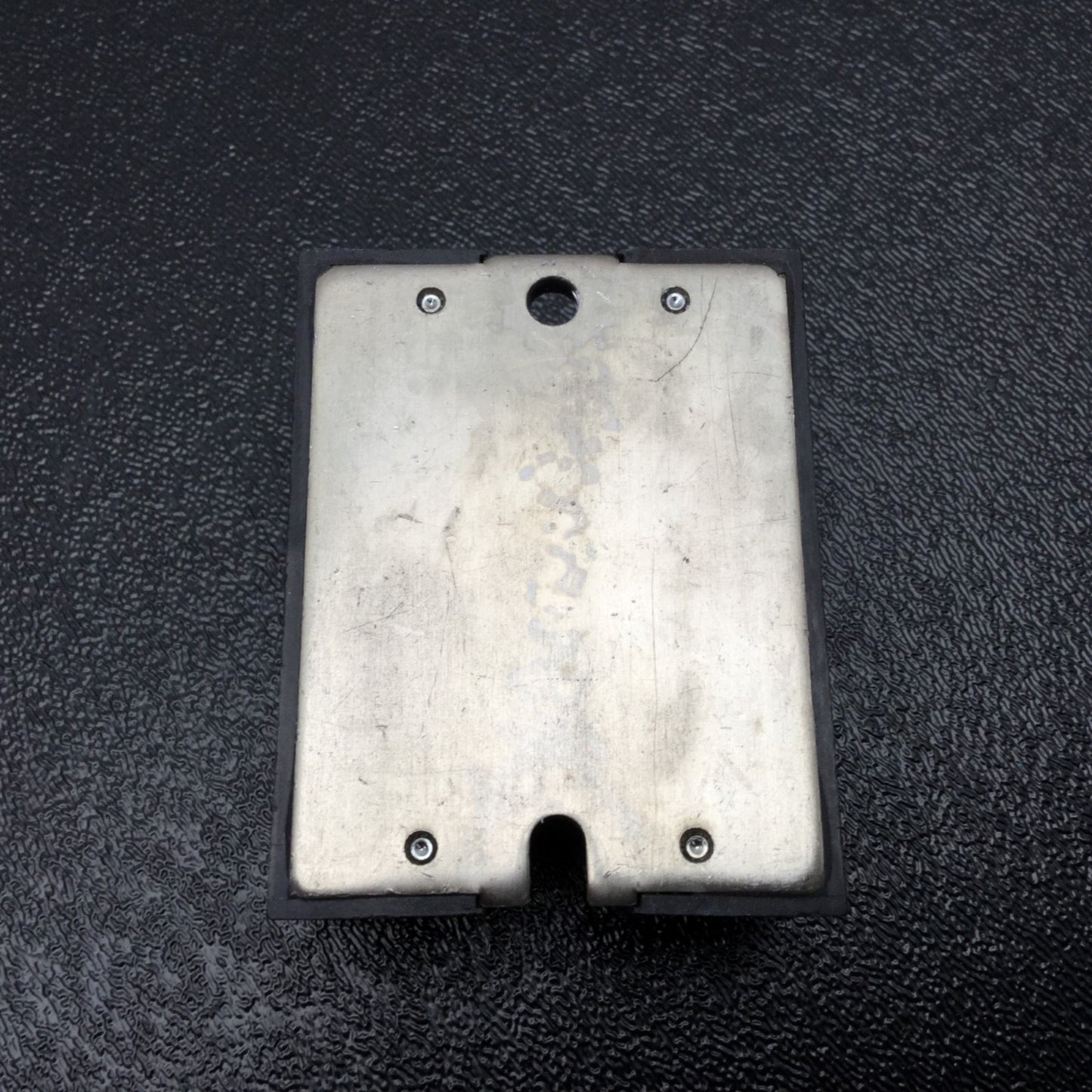 Used Lot Of 2 Crydom A4825 Solid State Relays Output: 280/480V~ 25A Control: 90-280V~