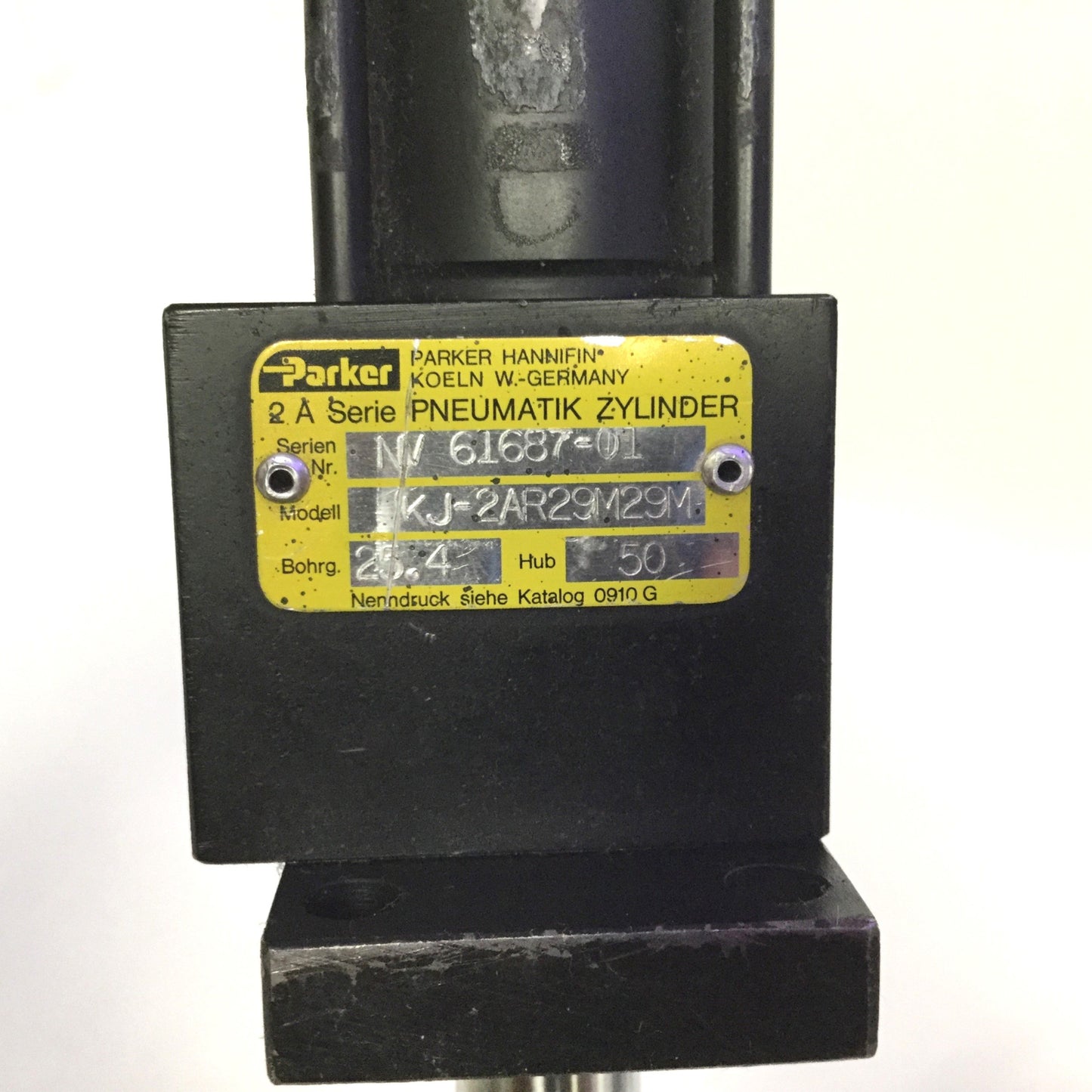 Used Parker KJ-2AR29M29M Pneumatic Double Rod Cylinder, Bore: 25.4mm, Stroke: 50mm