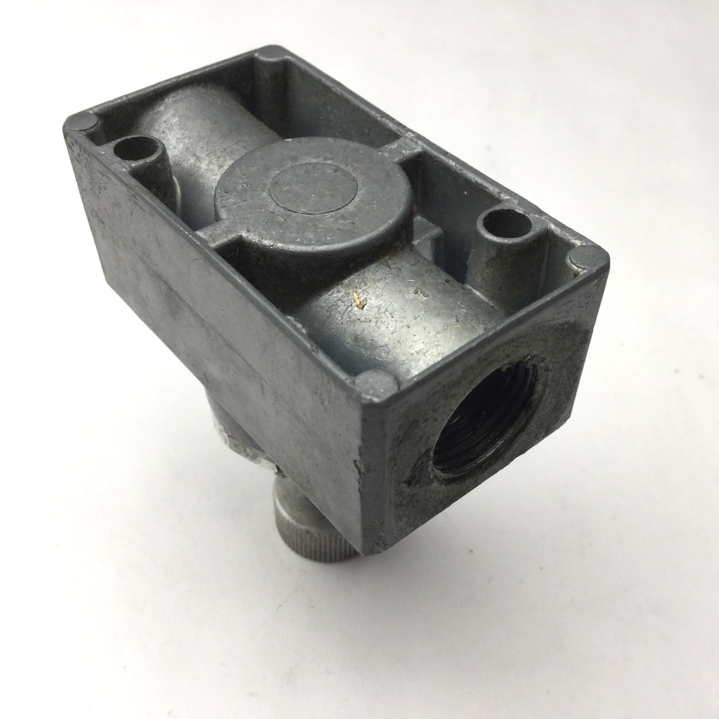 Used Festo GR-3/8B One Way Flow Control Valve, 0.1-10 Bar, 3/8" NPT