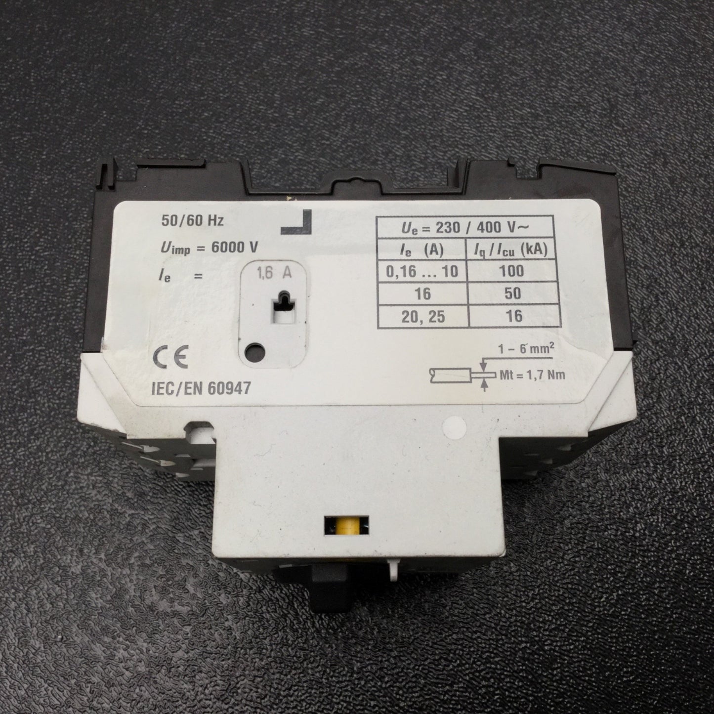 Used Omron J7M-AM-1.6 Motor Protection Circuit Breaker W/ J73M-AM-11 Aux Contact 1.6A