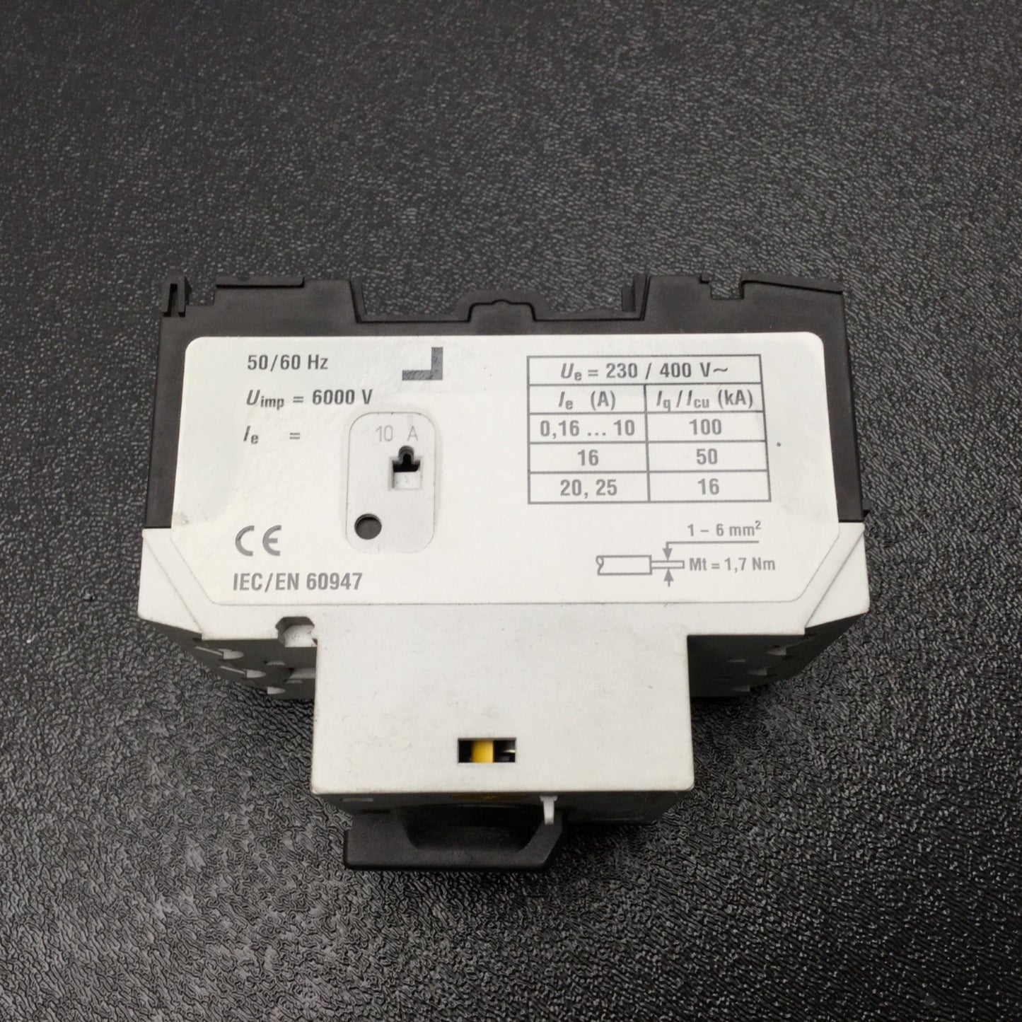 Used Omron J7M-AM-10 Motor Protection Circuit Breaker W/ J73M-AM-11 Aux Contact, 10A