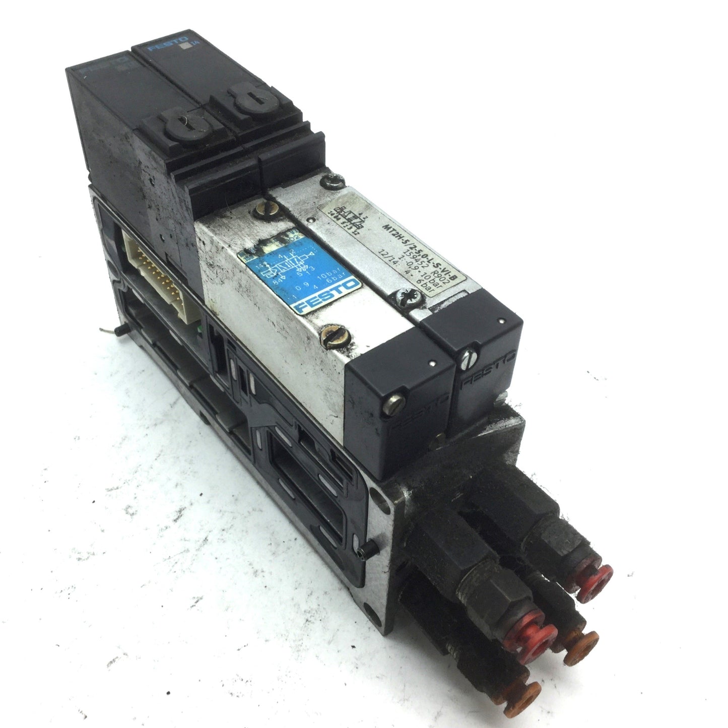 Used 2x Festo MT2H-5/2-4.0-L-S-VI Solenoid Valves On VIGM-03-4.0 Manifold Block