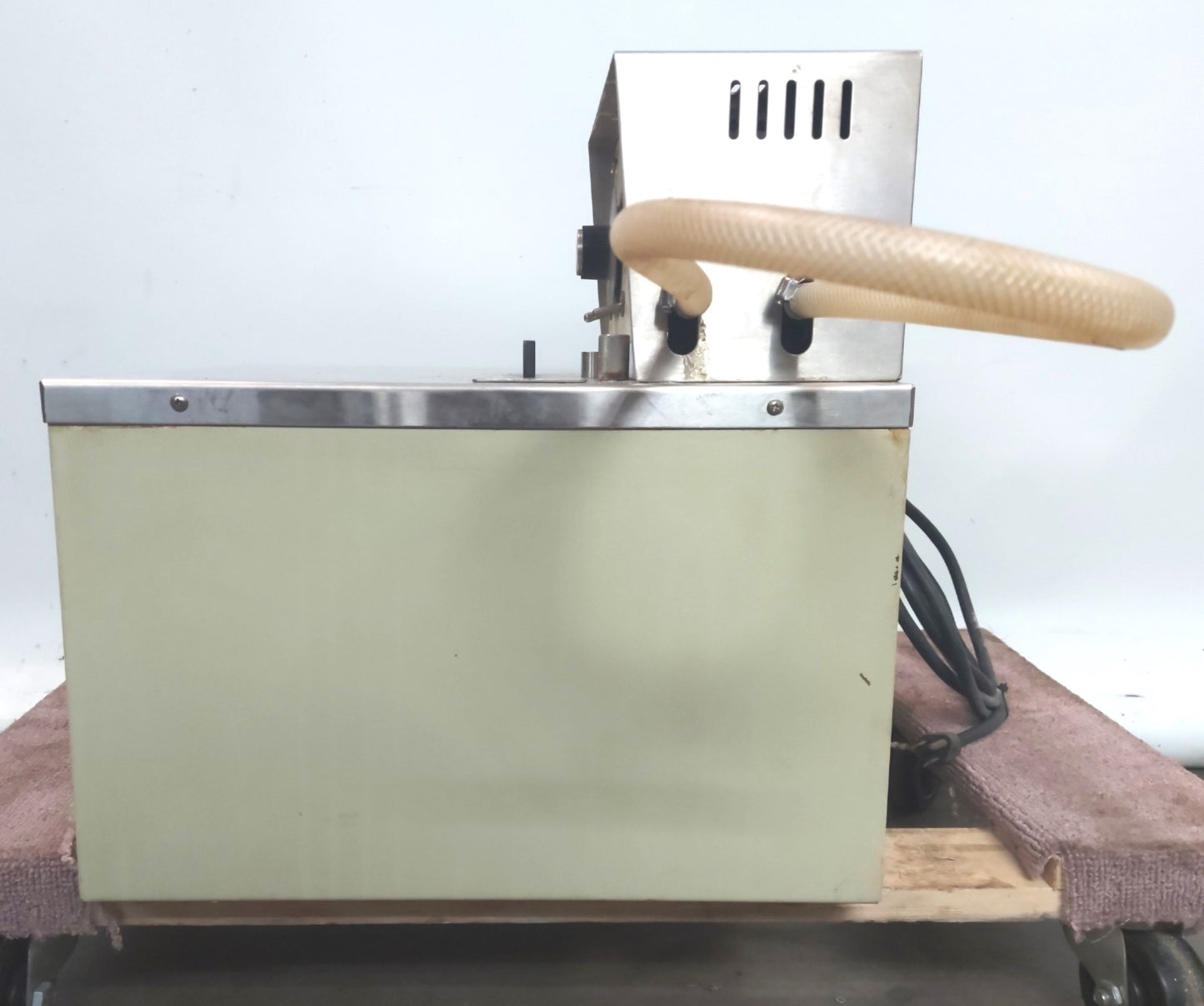Used Neslab 600183 Alfa RTC-A Refrigerated/Heating Recirculating Bath -30-100℃ 115VAC