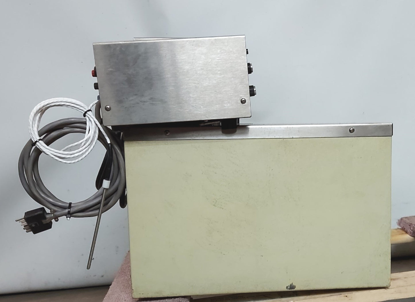 Used Neslab 600183 Alfa RTC-A Recirculating Bath -30-100℃ 115VAC w/Digital Controller