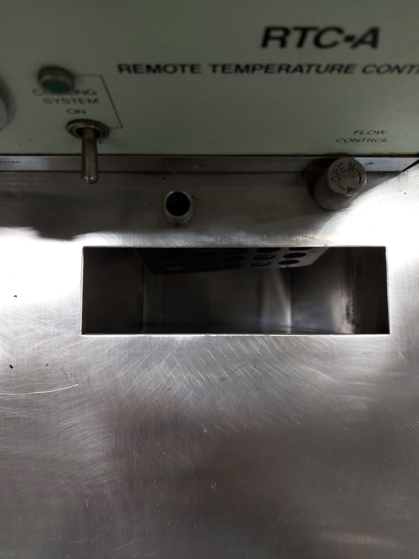 Used Neslab 600183 Alfa RTC-A Recirculating Bath -30-100℃ 115VAC w/Digital Controller