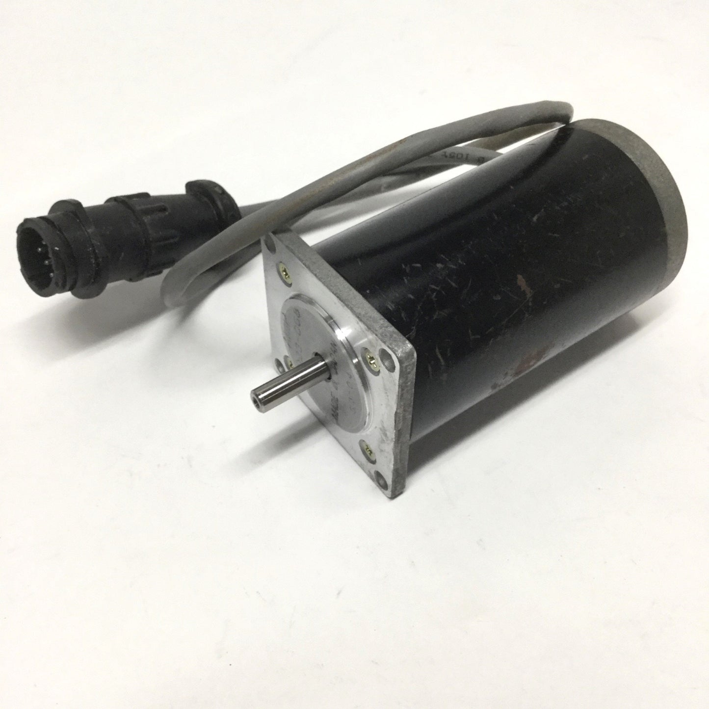 Used Parker S57-102-MO Compumotor Hybrid Permanent Magnet Stepper Motor 1.8ø NEMA 23