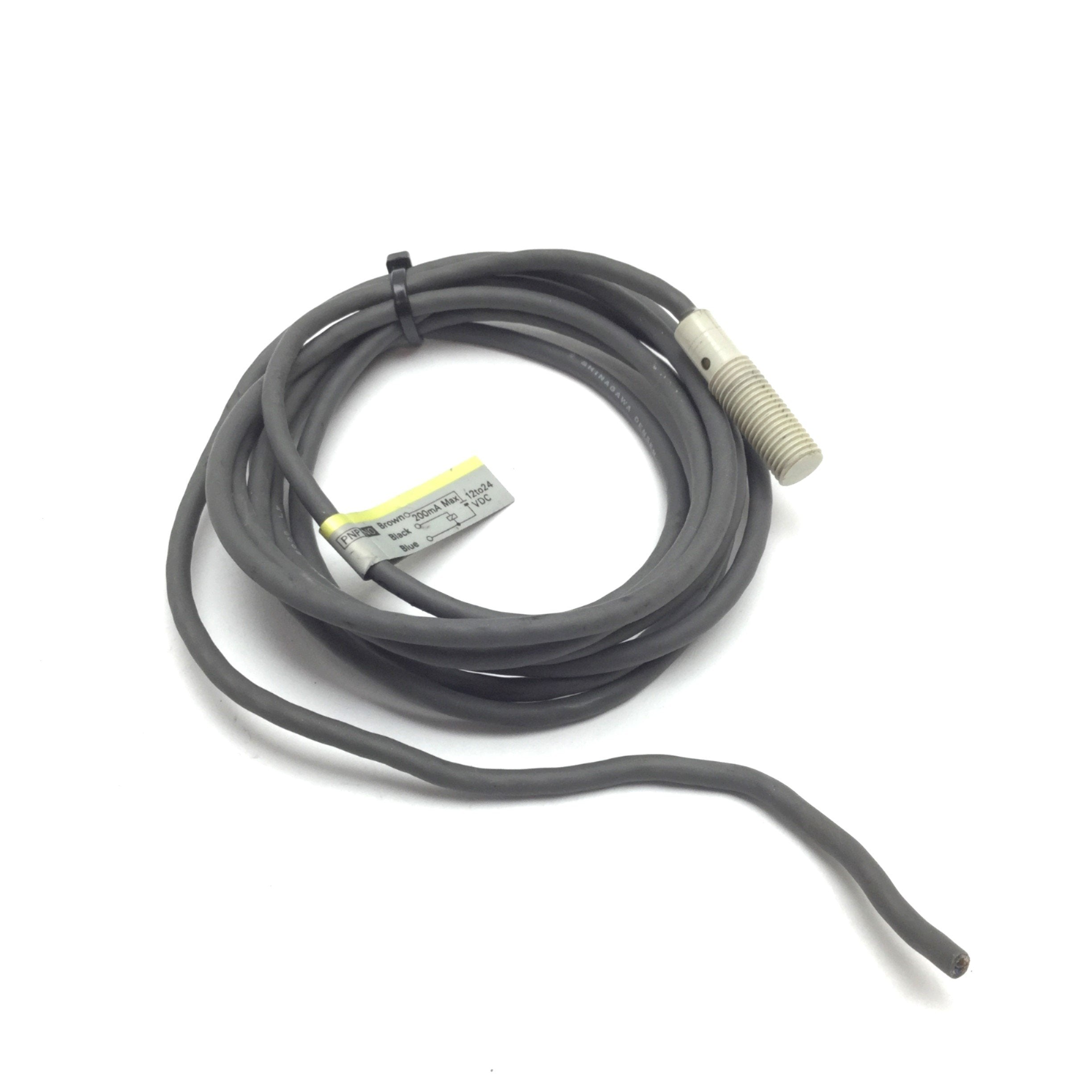 Omron E2F-X1R5F1 Inductive Proximity Sensor, Range: 1.5mm, Voltage: 12 ...