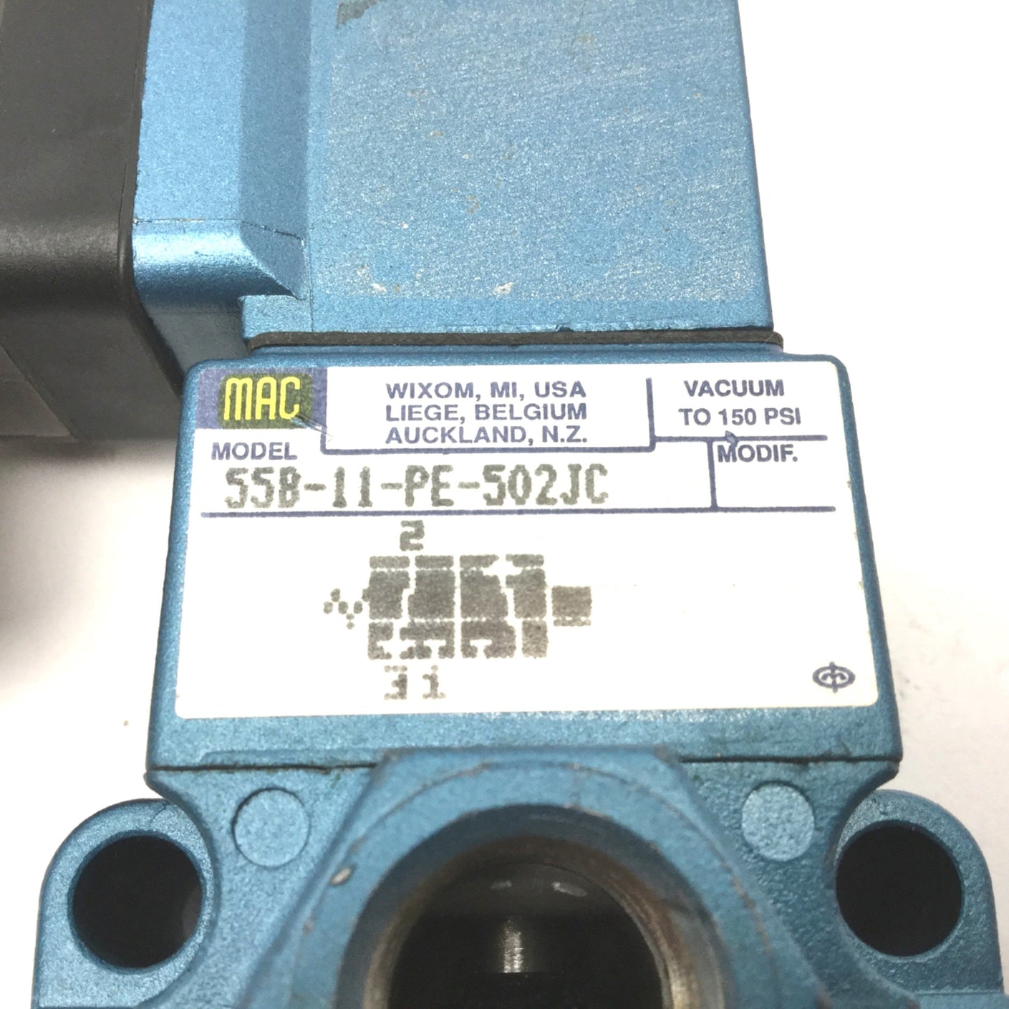 Used MAC 55B-11-PE-502JC Solenoid Valve Vacuum-150psi, Coil: 24VDC 6W, 1/4"NPTF, N.C.