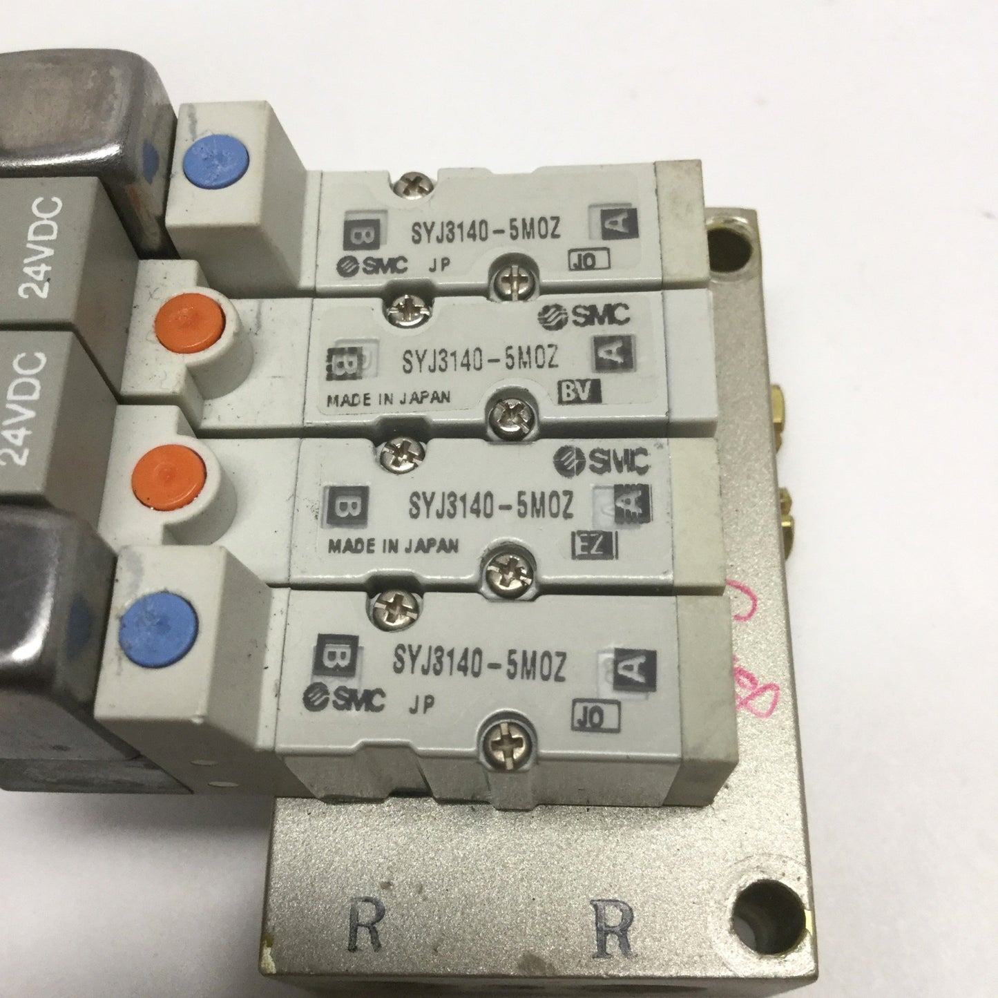 Used SMC SYJ3140-5MOZ (x4) 5-Port Base Mounted Solenoid Valves on Manifold 24VDC Coil