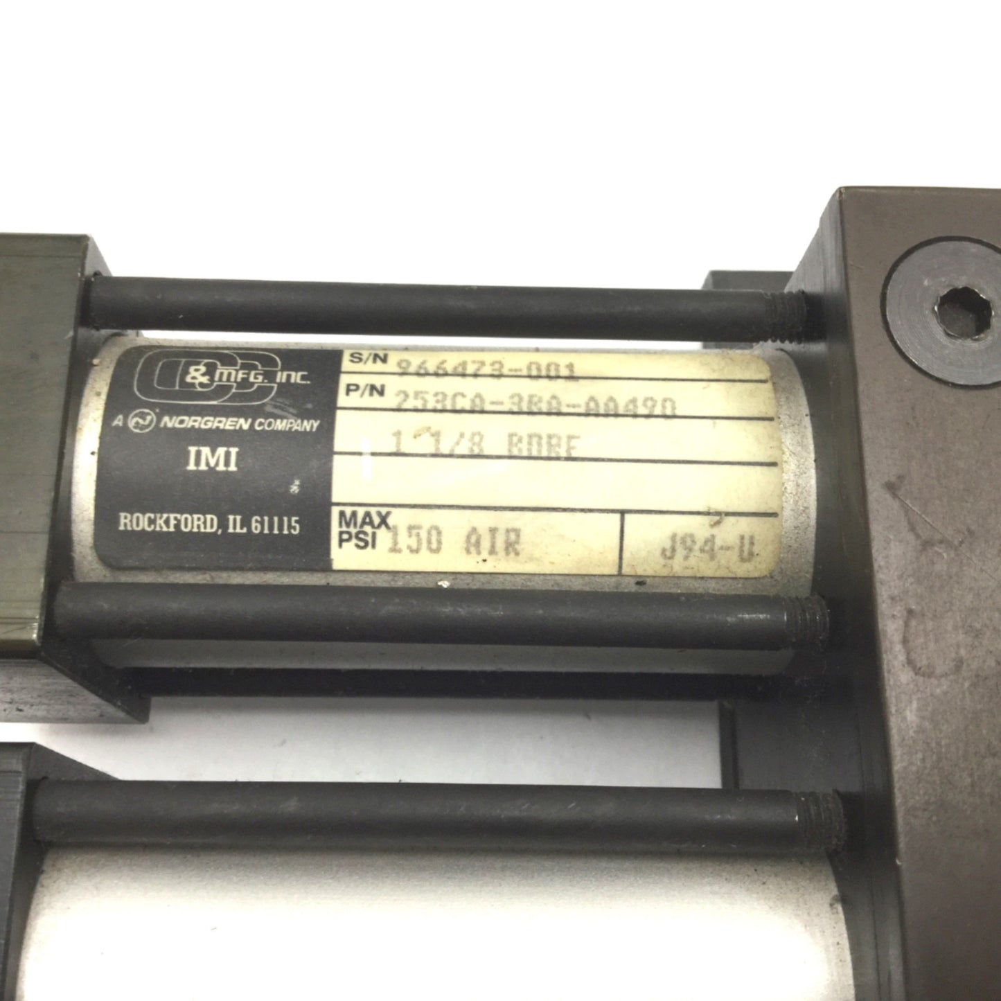 New – Open box Norgren C&C 253CA-3BA-AA490 Rotary Actuator, Bore: 1-1/8", Stroke: 90°, 1/8" NPT